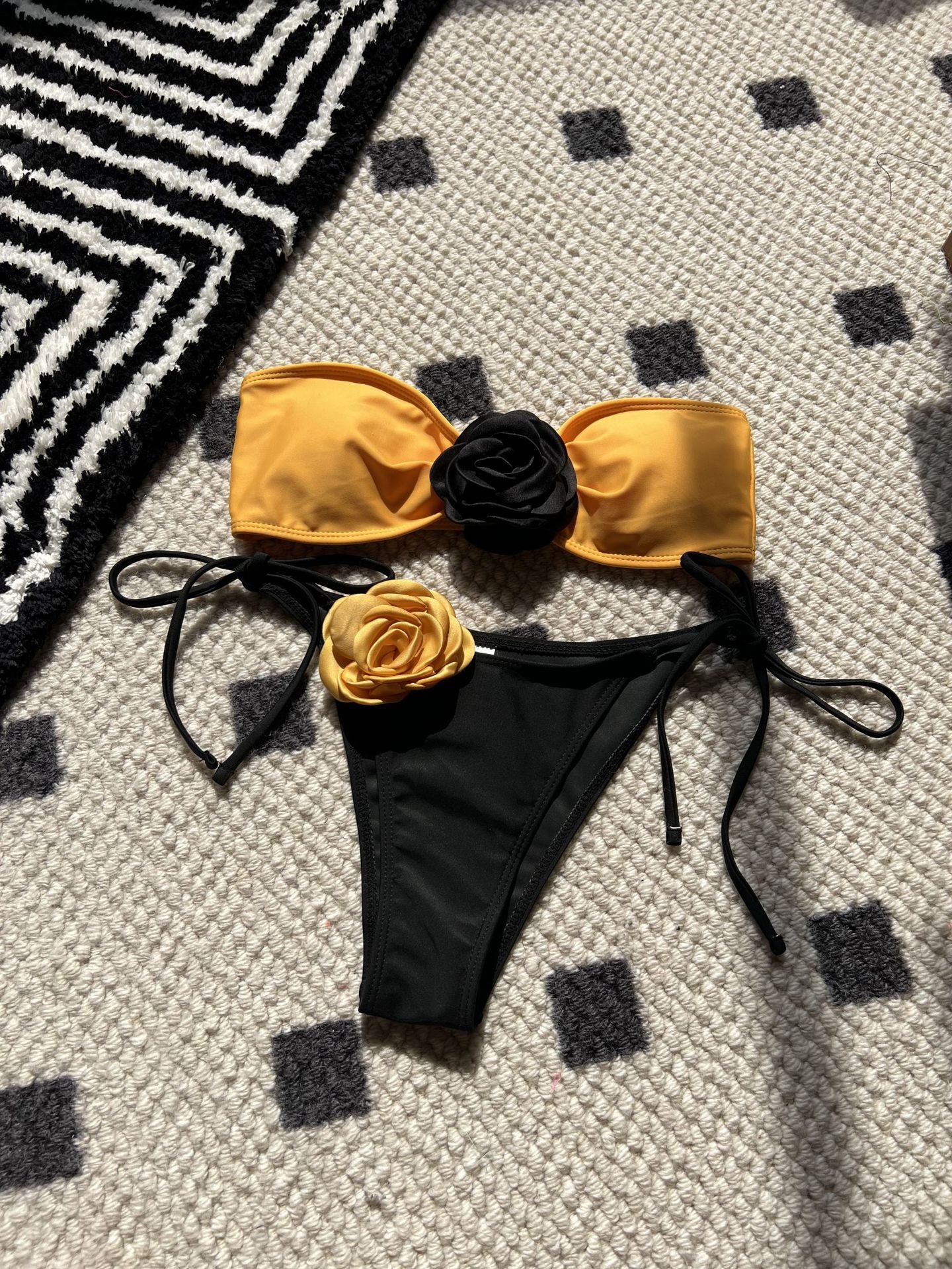 Fleur Soleil Strapless Bikini