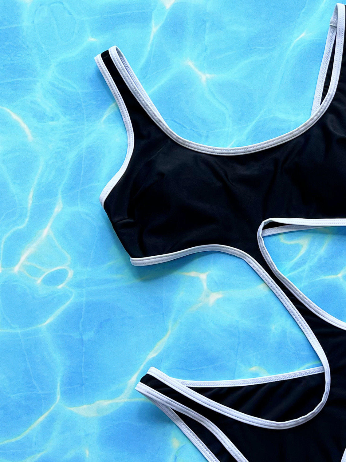 Noir Monokini